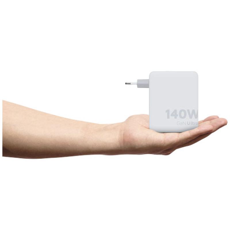 Cargador de viaje de 140 W con cable USB-C PD de 240 W "Xtorm XVC2140 GaN Ultra"