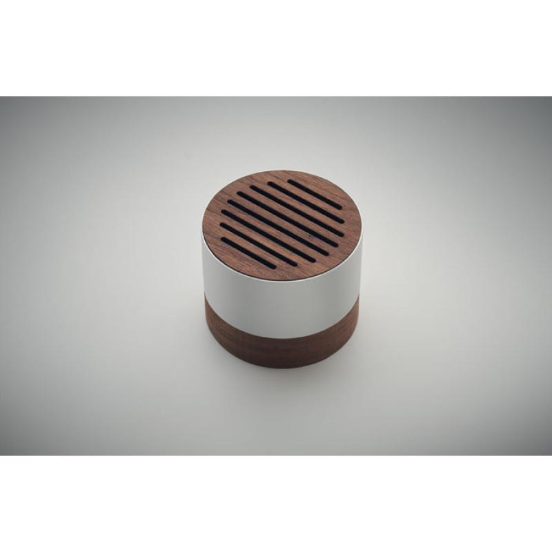 Altavoz de aluminio reciclado