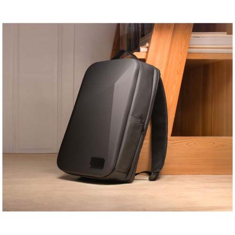 Mochila con protección, batería externa integrada de 10 000 mAh y cable de carga 3 en 1 "SCX.design L12"