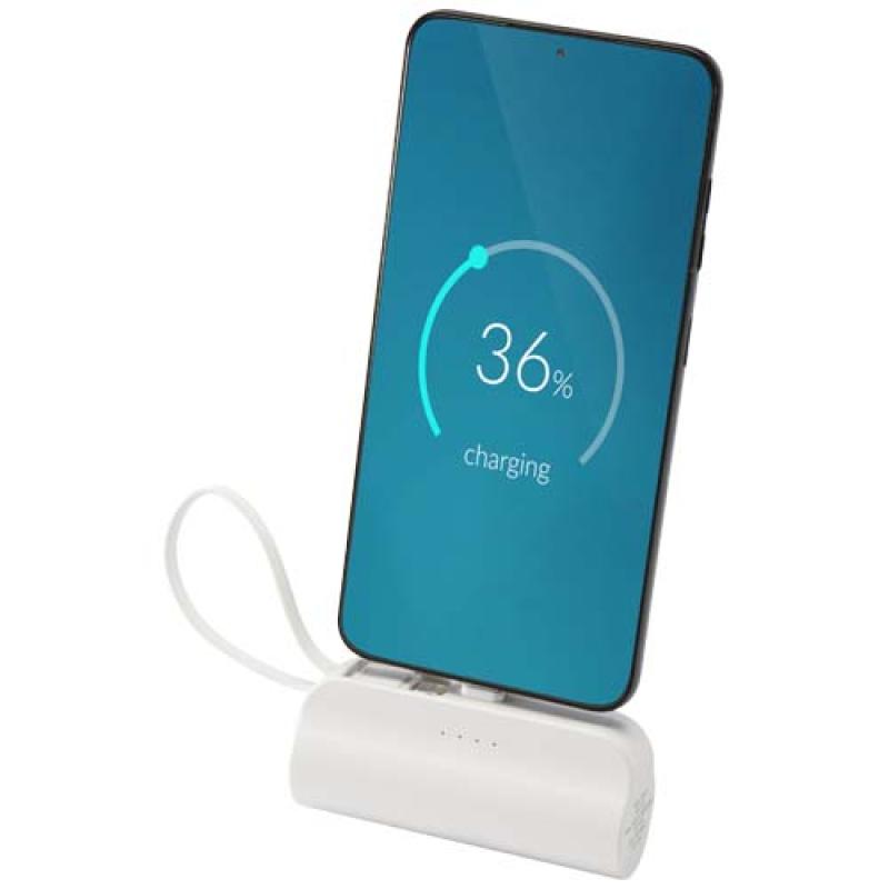 Batería externa tipo-C de plástico reciclado de 5000 mAh y 10 W con soporte abatible incorporado y cable 2 en 1 "Alnair"