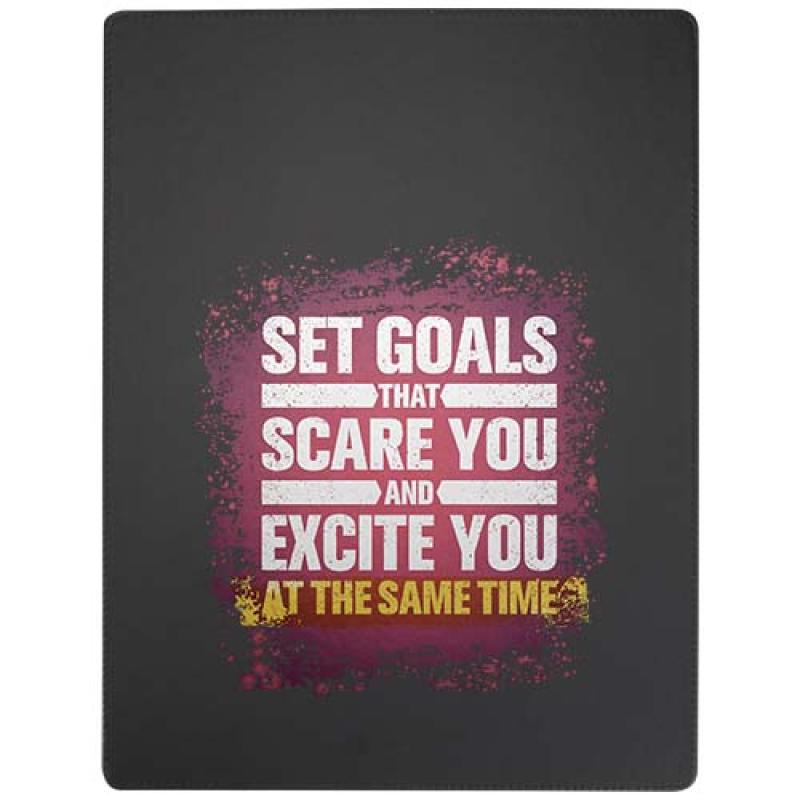 Portapapeles A4 con cierre magnético y bolígrafo de material reciclado RCS (tinta negra) "Clast"