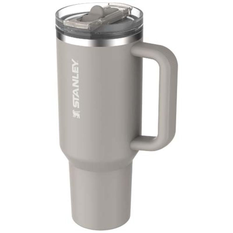 Vaso Stanley Quencher® ProTour 1180 ml de acero inoxidable reciclado aislado con pajita abatible