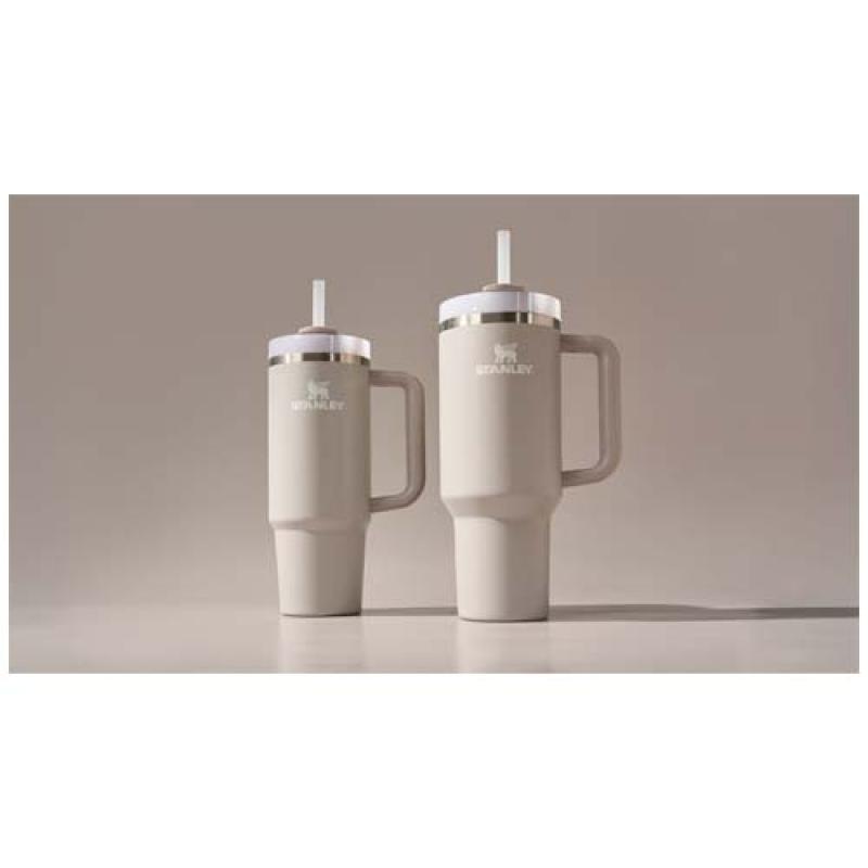Vaso aislado de acero inoxidable reciclado Stanley Quencher® H2.0 FlowState™ 890 ml