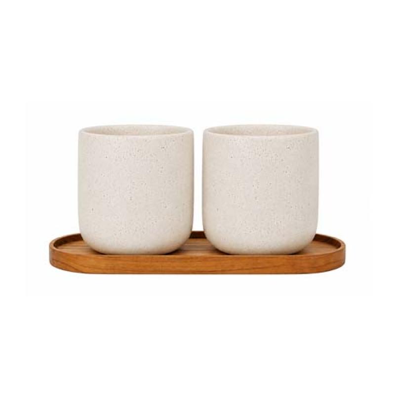 Juego de Originalhome compuesto por una bandeja ovalada de madera y una taza de cerámica de 150 ml